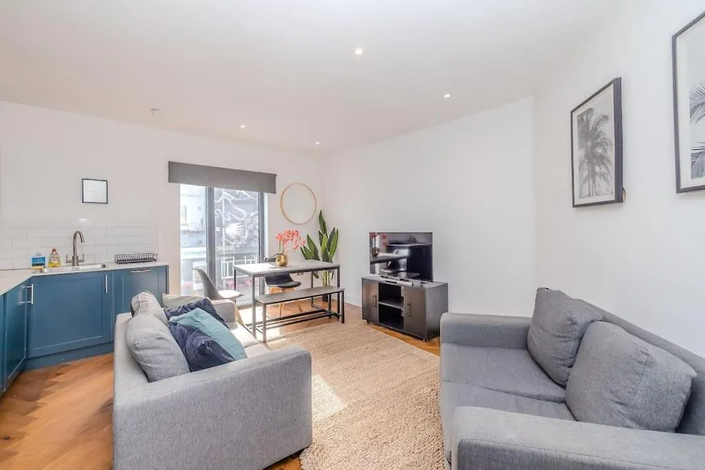 Super Central 2 Bedroom Flat I Next To Brighton Station 0*,